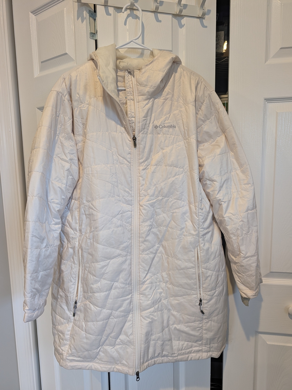 Columbia Women's Off-White Quilted Hooded Puffer Coat